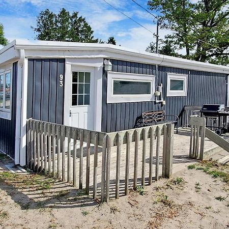 Main Beach River Retreat - Wasaga Beach 1 - Main Strip - 93 Mosley St Экстерьер фото