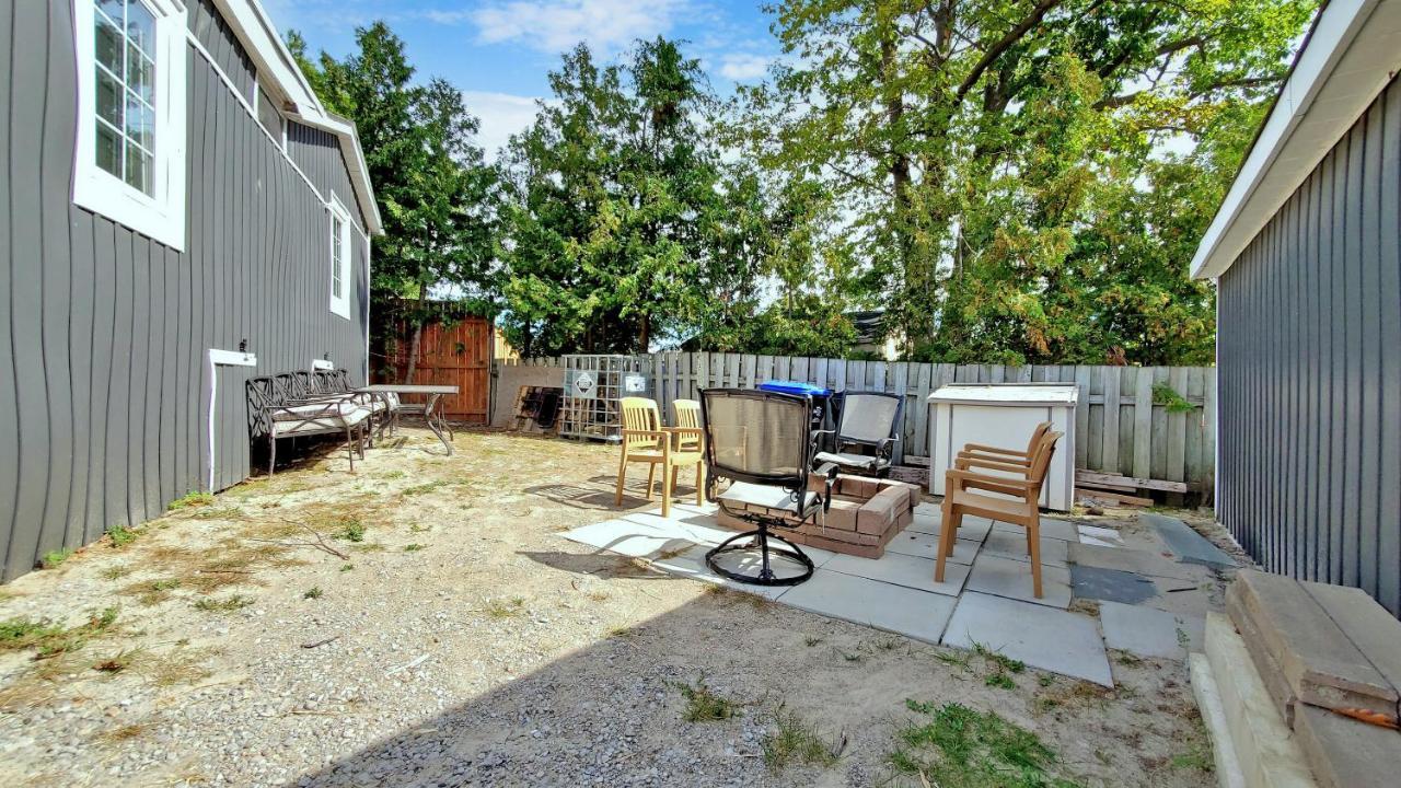 Main Beach River Retreat - Wasaga Beach 1 - Main Strip - 93 Mosley St Экстерьер фото